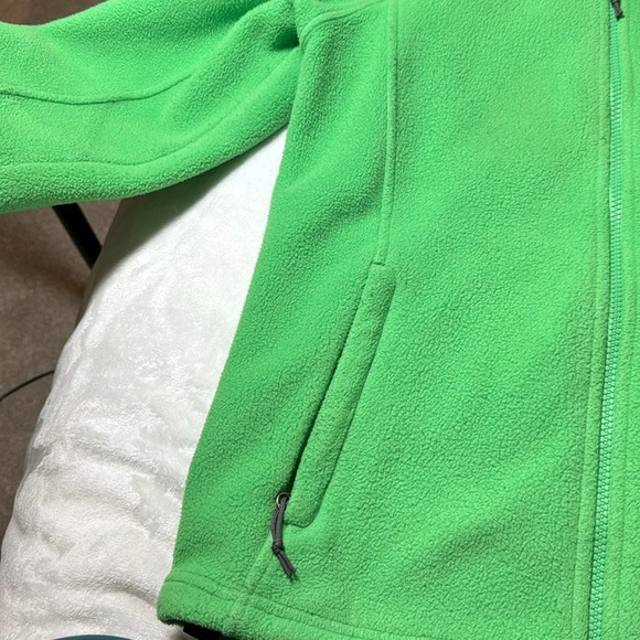 The North Face Green Fleece Zip Up - Picture 3 of 11